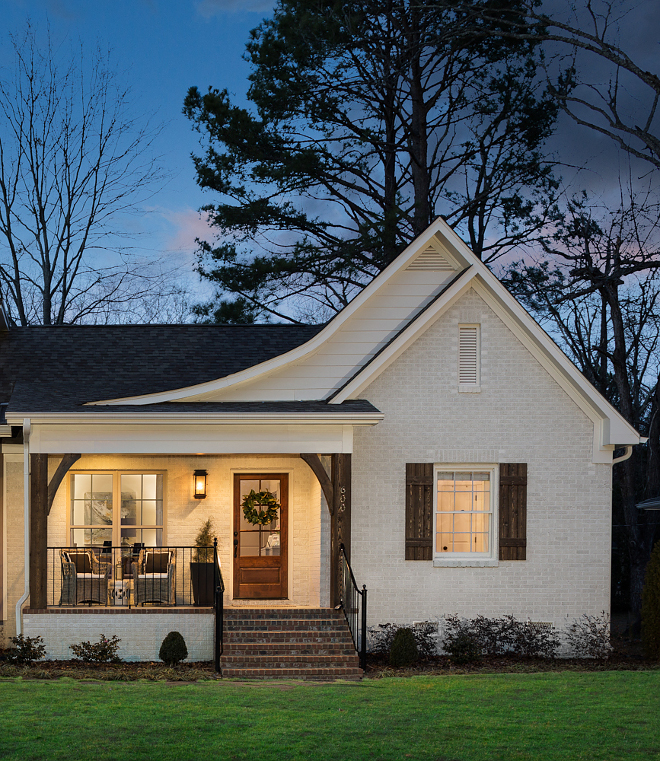 Oyster White paint color SW 7637 by Sherwin-Williams Painted Brick Home Exterior Oyster White SW 7637 Sherwin-Williams is not a stark white for exteriors It looks neutral and warm #OysterWhiteSW7637SherwinWilliams #brickexterior #paintcolor #SherwinWilliams