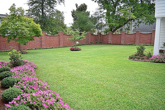 Brick fence Garden Home Design with brick Fence #brickfence #backyard #garden #home #design