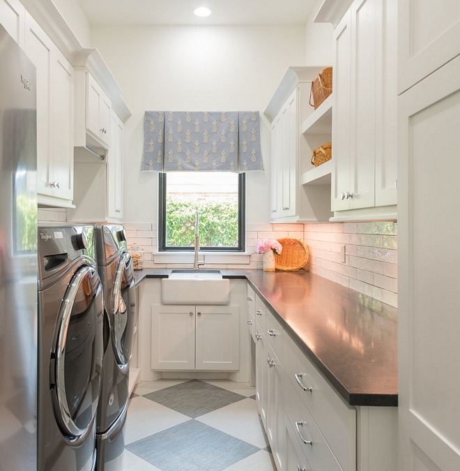 Laundry room As you can see, this laundry room is not huge but it's very well-designed and you have everything you need, from enough storage to plenty of folding space #Laundryroom #laundryrooms #Laundryroomcabinet #laundryroomdesign