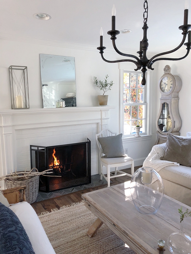 White interiors with French and farmhouse flair White interiors White interiors #Whiteinteriors