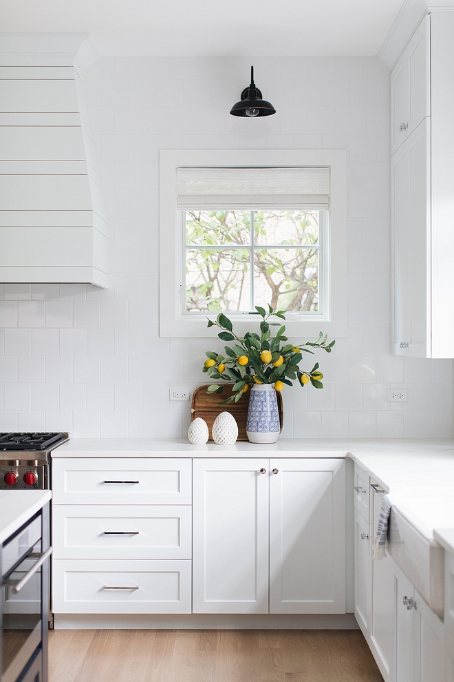 Decluttering kitchens Aren't uncluttered kitchens the best In fact, there are two spaces that should never be cluttered kitchens and bathrooms Keep them simple, clean and breathable Decluttering kitchens #Declutteringkitchens
