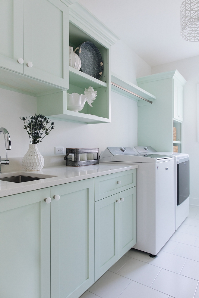 Sherwin Williams SW 6441 White Mint The minty cabinets add a serene feel to the space Cabinet color is Sherwin William Sherwin Williams SW 6441 White Mint #SherwinWilliamsSW6441WhiteMintsSW6441