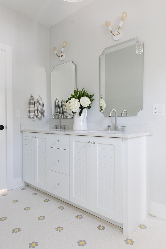 Sherwin Williams Extra White 7006 Vanity is painted in Sherwin Williams Extra White 7006 #SherwinWilliamsExtraWhite7006