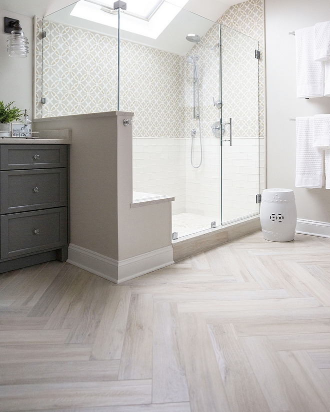 Porcelain Wood Look Tile Porcelain wood-look tiles bring warmth and character to this spacious master bathroom Porcelain Wood Look Tile Porcelain Wood Look Tile Porcelain Wood Look Tile #PorcelainWoodLooktile #WoodLooktile