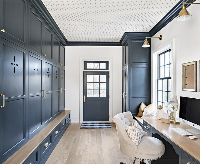 Navy Mudroom Cabinet with brass hardware Navy Mudroom Trim Navy Mudroom Cabinetry Navy Mudroom with Desk Navy Mudroom Paint Color Navy Mudroom with hardwood flooring #NavyMudroom #Mudroom #MudroomCabinet #Cabinet #brasshardware