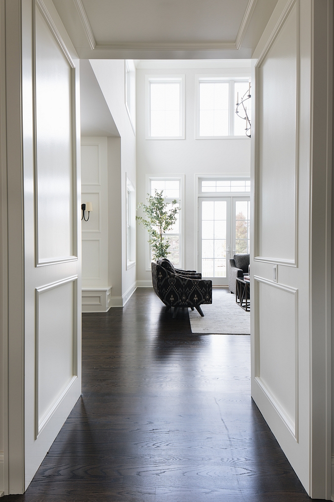 Benjamin Moore Simply White Millwork Paint Color Best white paint colors for millwork Benjamin Moore Simply White Millwork Paint Color #BenjaminMooreSimplyWhite #Millwork #PaintColor #MillworkPaintColor