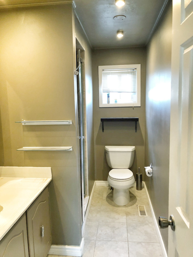 Before bathroom photo renovation Before: This bathroom is quite small and having a closed-in shower made this room feel even smaller and dark See after photo on Home Bunch #beforeandfater #bathroom