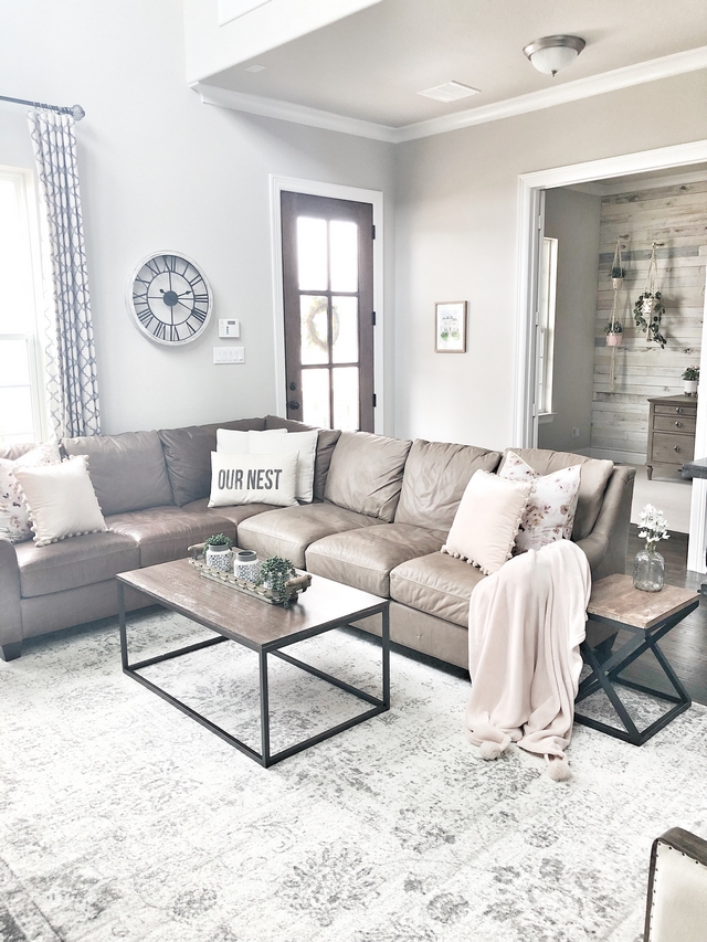Farmhouse Living room with leather sectional Farmhouse Living room with leather sectional Farmhouse Living room with leather sectional Farmhouse Living room with leather sectional Farmhouse Living room with leather sectional #FarmhouseLivingroom #leathersectional