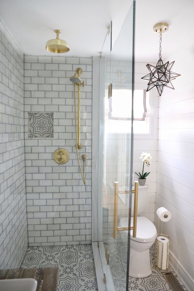 Small Bathroom Renovation This post shows us that any small bathroom can become more practical and functional Small Bathroom Renovation Ideas Small Bathroom Renovation Design Small Bathroom Renovation #SmallBathroomRenovation #SmallBathroom #Renovation #BathroomRenovation