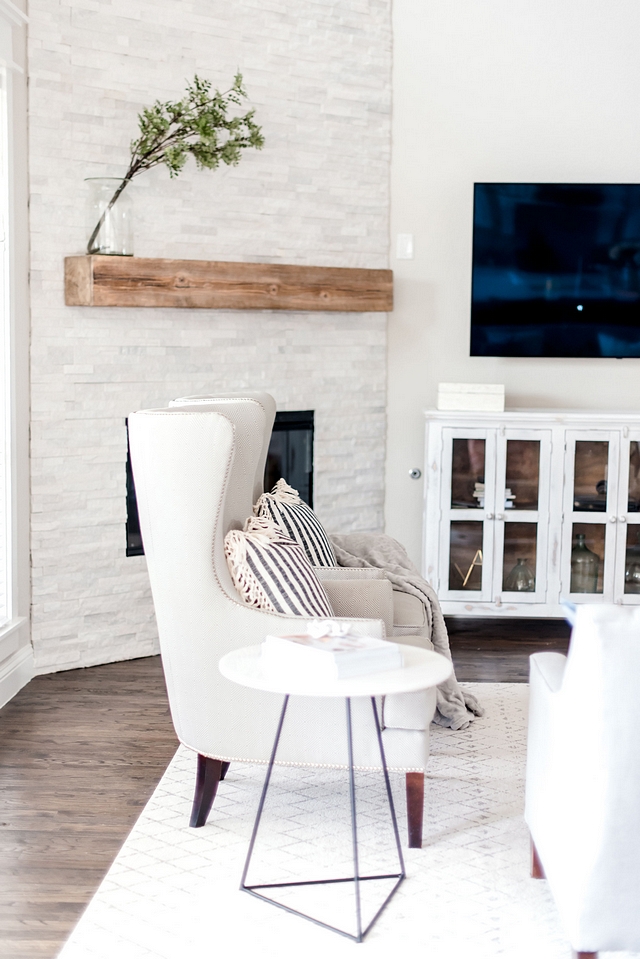 Living room corner fireplace with stacked white leger stone Living room corner fireplace with stacked white leger stone Living room corner fireplace with stacked white leger stone Living room corner fireplace with stacked white leger stone #Livingroom #cornerfireplace #stackedwhitestone #legerstone