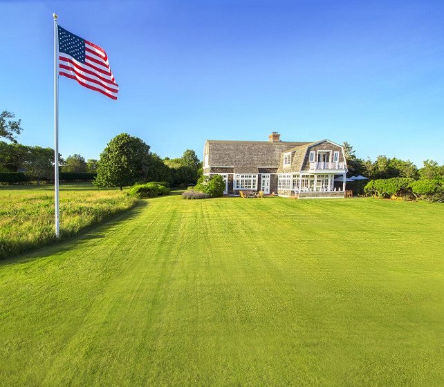 American Flag. House with American Flag. American flag house ideas. #AmericanFlag #American #Falg #House Via Sotheby's Homes.