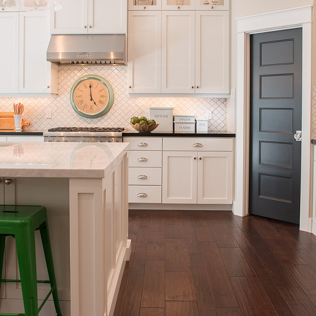 Arabesque tile Backsplash. Arabesque tile Backsplash Ideas #Arabesque #Arabesquetiles #Backsplash #ArabesqueBacksplash Lindsay Hill Interiors.