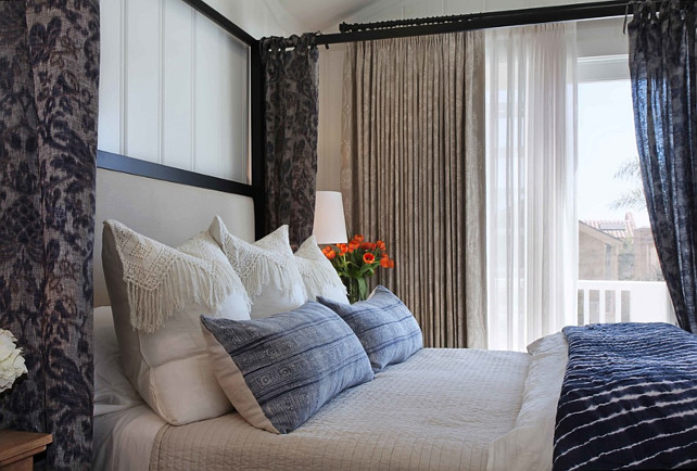 Bedroom Bedding Ideas. Blue and white bedoom bedding. Coastal Bedding. #Bediing #BeddingIdeas #Blueandwhite