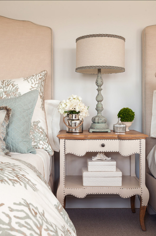 Top Coastal Bedroom Color Palette. Coastal Bedroom Decor. Beautiful coastal bedroom decor ideas. #BedroomDecor #CoaslBedroom #Bedroom