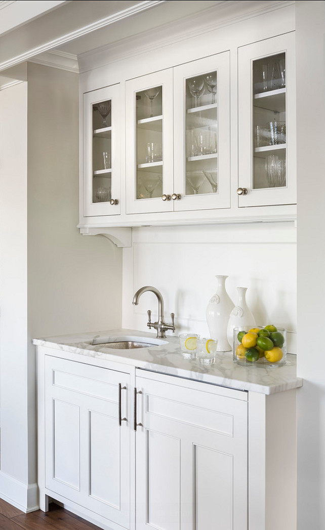 Butlers' Pantry. Butlers' Pantry Ideas. Butlers' Pantry Cabinet with calcutta marble countertop. #Butlerspantry