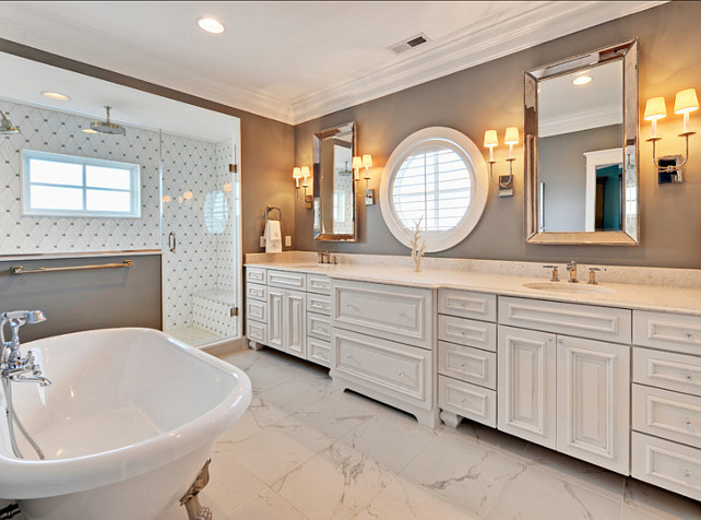 Gray Bathroom Design. Gorgeous gray bathroom! #Interiors #HomeDecor