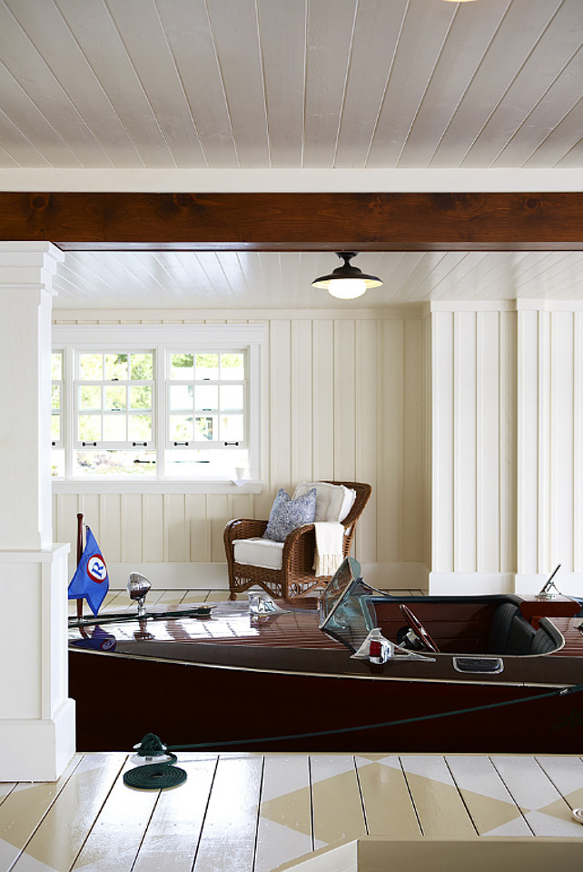 Muskoka Lake Cottage - Home Bunch Interior Design Ideas