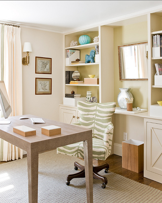 Home Office Furniture Ideas. This home office has stylish and beautiful furniture. #HomeOfficeFurniture #HomeOfficeIdeas #HomeOfficeDesign