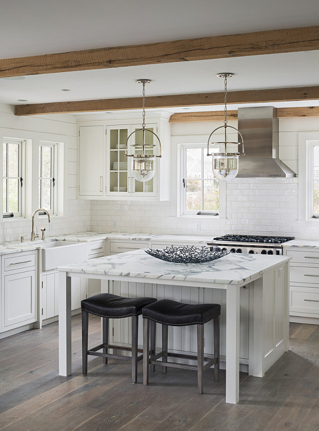 Kitchen Flooring. Kitchen with wide plank floors. #Kitchen #KitchenFlooring #KitchenHardwood #PlankFloors #WidePlankFloors #WidePlankFloorsKitchen