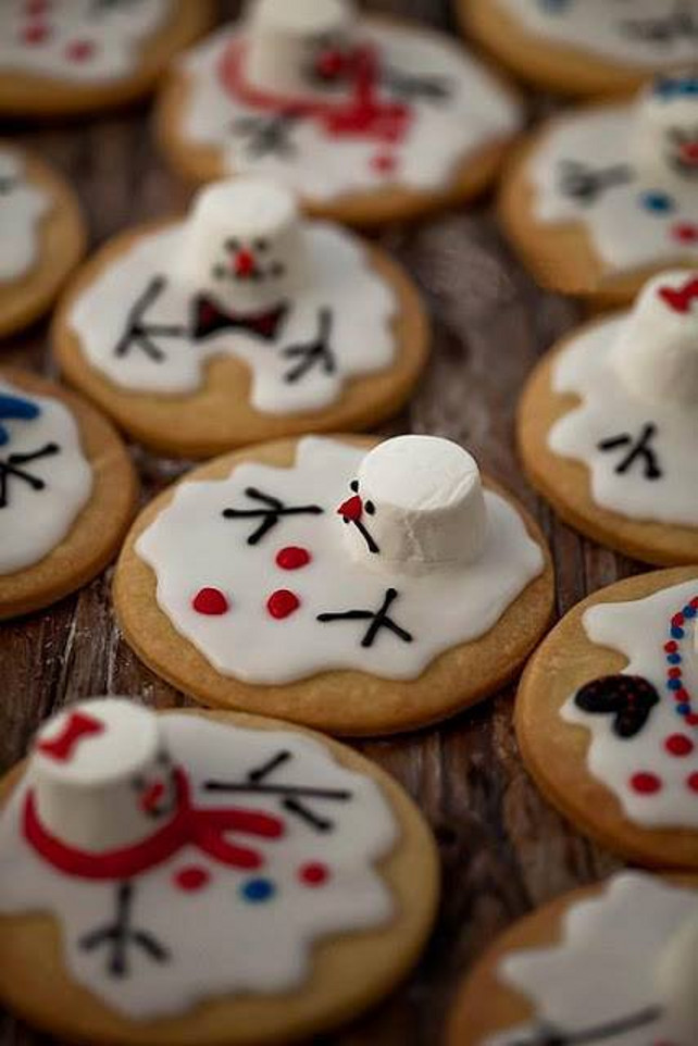 Melted snowman cookies 