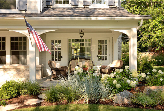 Porch Ideas. Cute front porch! #Porch 