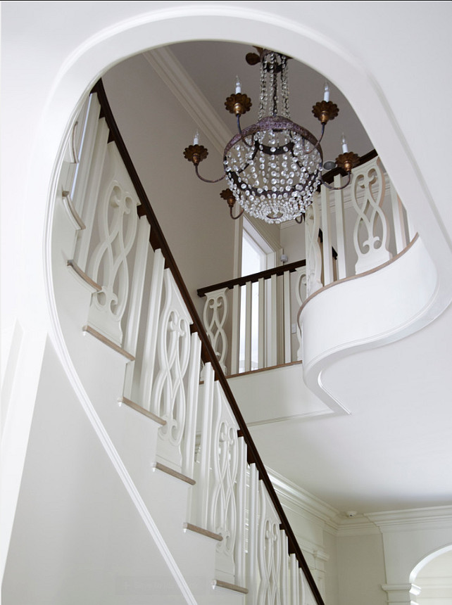 Staircase Design Ideas. Traditional staircase design ideas. #Staircase #Spindles #Interiors
