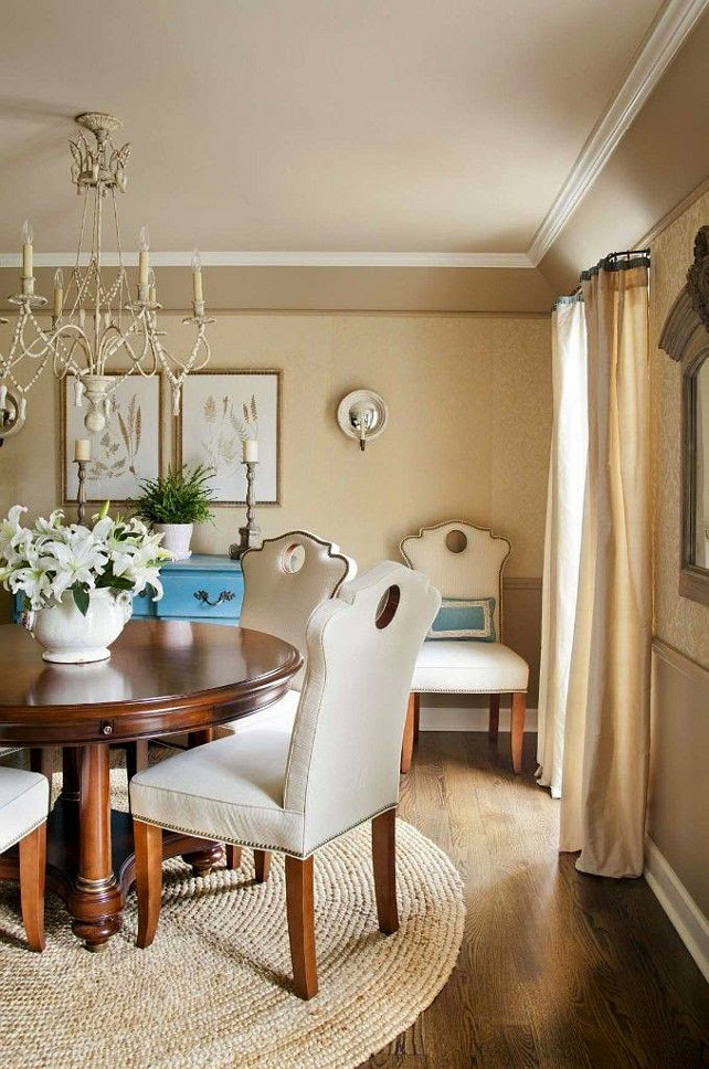 Traditional Dining room. K. Lewis Interior Design via House of Turquoise.