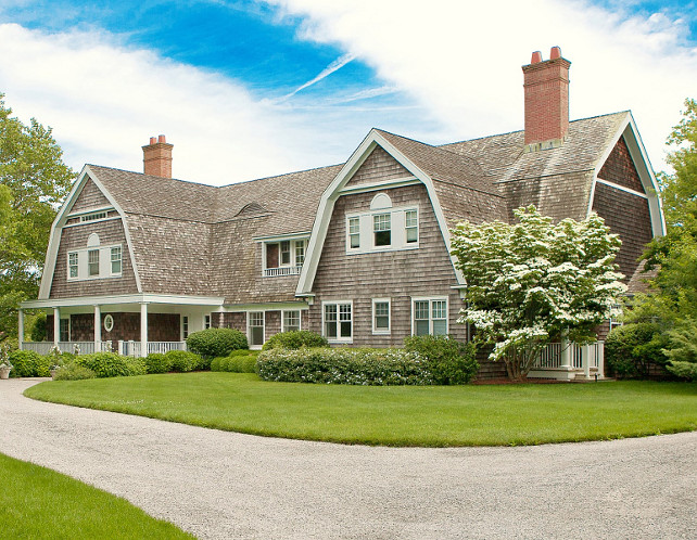 Traditional Gambrel Home by architect Larry Randolph. #Gambrel #HomeExterior #Traditionalhome #LarryRandolph Via Sotheby's Homes.