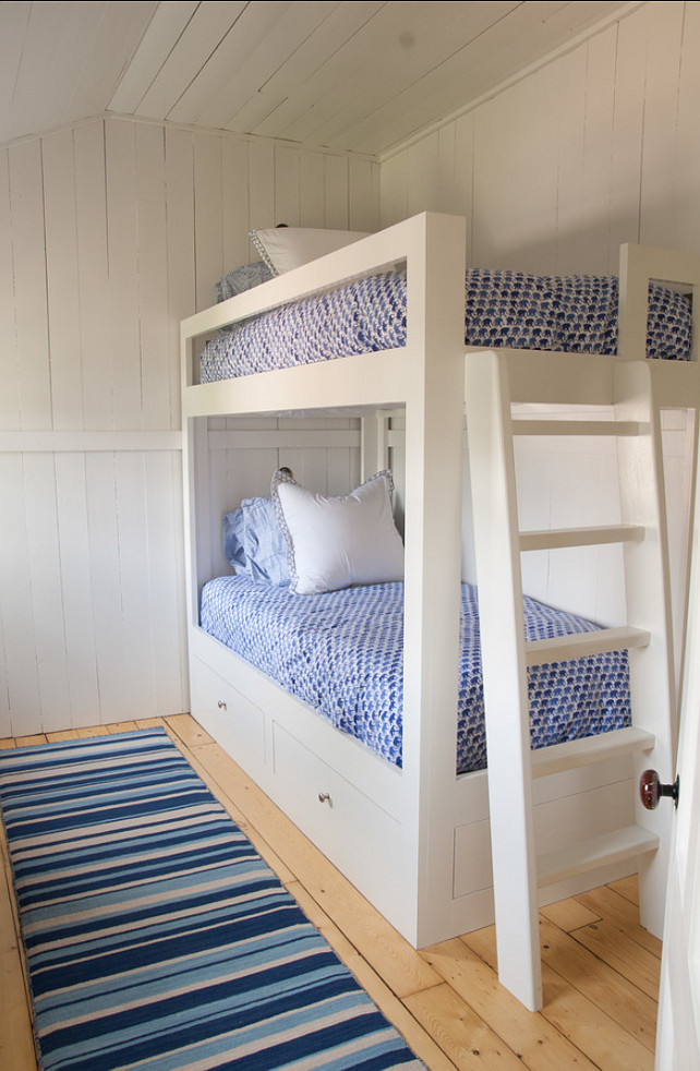 Bunk Room. Easy Bunk Room Design Ideas: The linens are from Roberta Roller Rabbit. #BunkRoom #BunkRoomDesign #EasyDesignIdeas #EasyInteriors