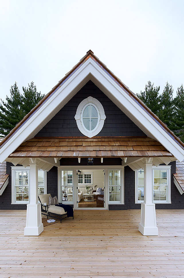 Muskoka Lake Cottage - Home Bunch Interior Design Ideas