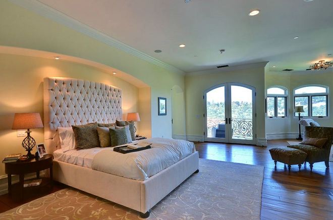 Kim Kardashian & Kanye West's New House