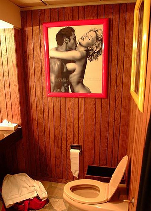 Tanning Beds For Sale >> Cool or Fool: Playboy Mansion - Home Bunch Interior Design ... Tanning Beds For Sale >> Cool or Fool: Playboy Mansion - Home Bunch Interior Design ...