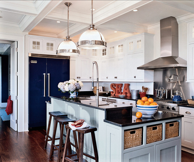 Kitchen. This is a great Coastal Kitchen. So much inspiration! #Kitchen #CoastalKitchen #Coastal #Interiors