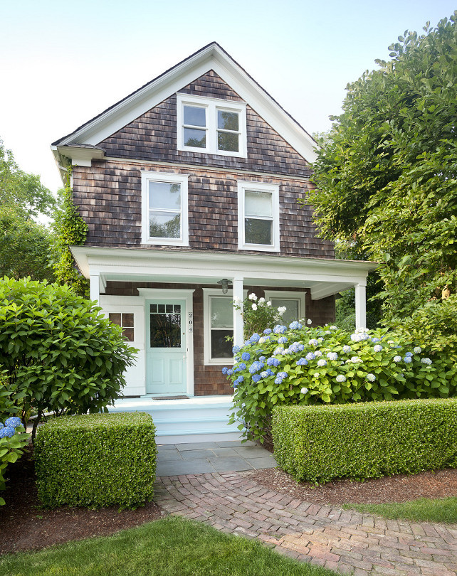 Shingle House Ideas. Exterior Shingle House. Shingle House Front Door Paint Color. Shingle House Ideas. Shingle House Garden. Shingle House Porch. Shingle House Landscaping. Shingle House Gardens. #ShingleHouse Hamptons-style-home