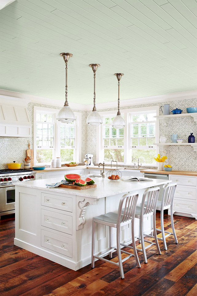 Kitchen Design by Sarah Richardson. Cottage Kitchen. Kitchen with painted ceiling. Painted Ceiling Kitchen. Painted Ceiling Cottage Kitchen. #Kitchen #CottageKitchen #SarahRichardson #KitchenCeiling #PaintedCeiling #PaintedKitchenCeiling Designed by Sarah Richardson.