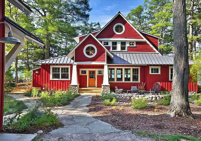 Lake Cottage - Home Bunch Interior Design Ideas