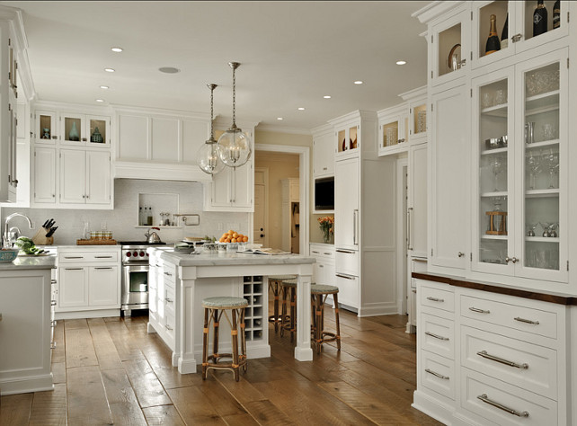 How To Design A Traditional Kitchen With White Kitchen Cabinets