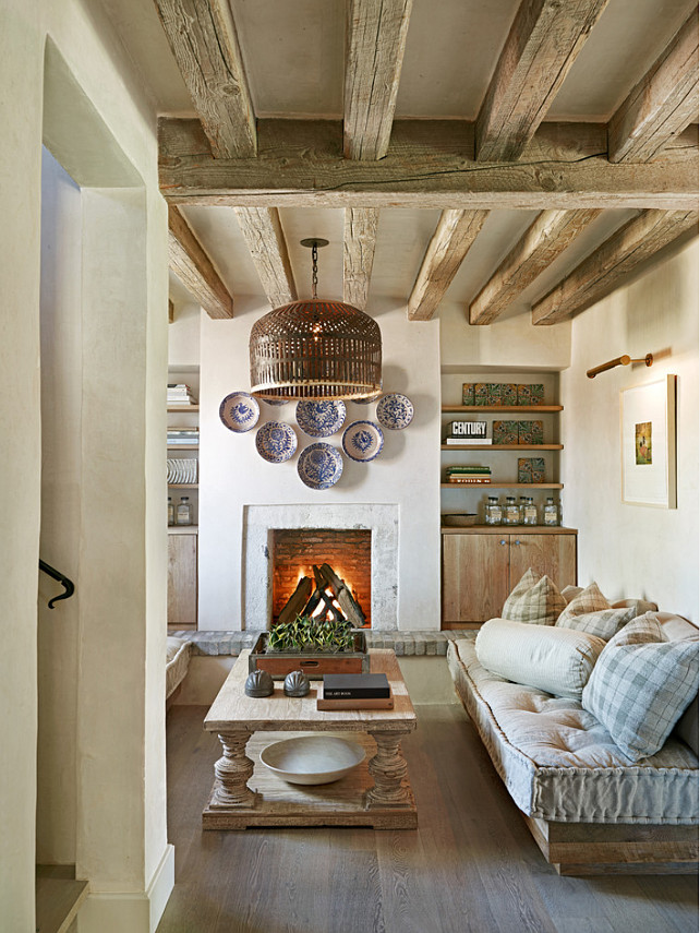 Living Room. This country French living room is just perfect! I love the design and decor! #LivingRoom #French #Interiors #HomeDecor