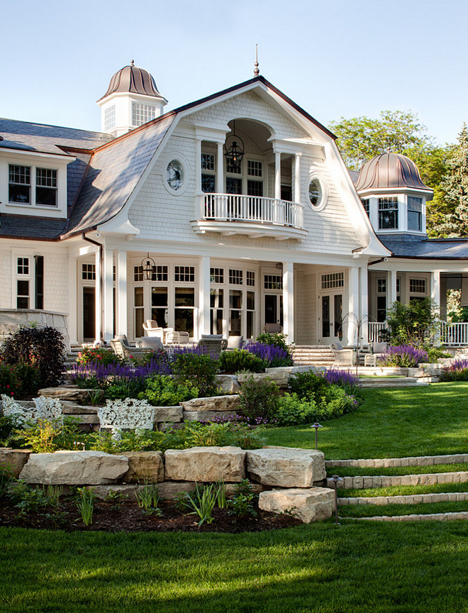 Light Gray Shingle House Paint Color. Benjamin Moore HC-173 Edgecomb Gray. Benjamin Moore HC-173 Edgecomb Gray. Home Exterior Paint Color. #BenjaminMooreHC173EdgecombGray #BenjaminMooreEdgecombGray #PaintColor #HomeExterior #LightGray #ShingleExterior Wade Weissmann Architecture. David Bader Photography.