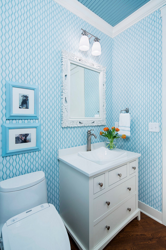 Benjamin Moore 718 Ocean City Blue. Blue Ceiling paint Color. Benjamin Moore 718 Ocean City Blue Benjamin Moore 718 Ocean City Blue #BenjaminMoore718OceanCityBlue #BenjaminMooreOceanCityBlue #BlueCeiling #paintcolor #BenjaminMoorepaintcolors