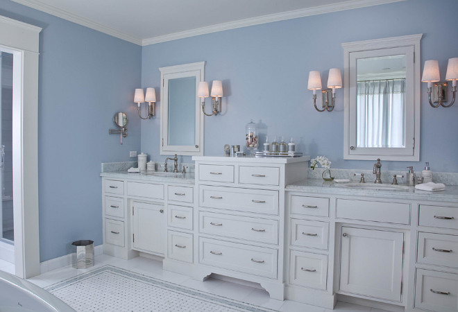 Benjamin Moore White Dove Cabinet Paint Color. Benjamin Moore White Dove Cabinet. Benjamin Moore White Dove Paint Color. Benjamin Moore White Dove. #BenjaminMooreWhiteDove #Cabinet Kim Grant Design Inc.