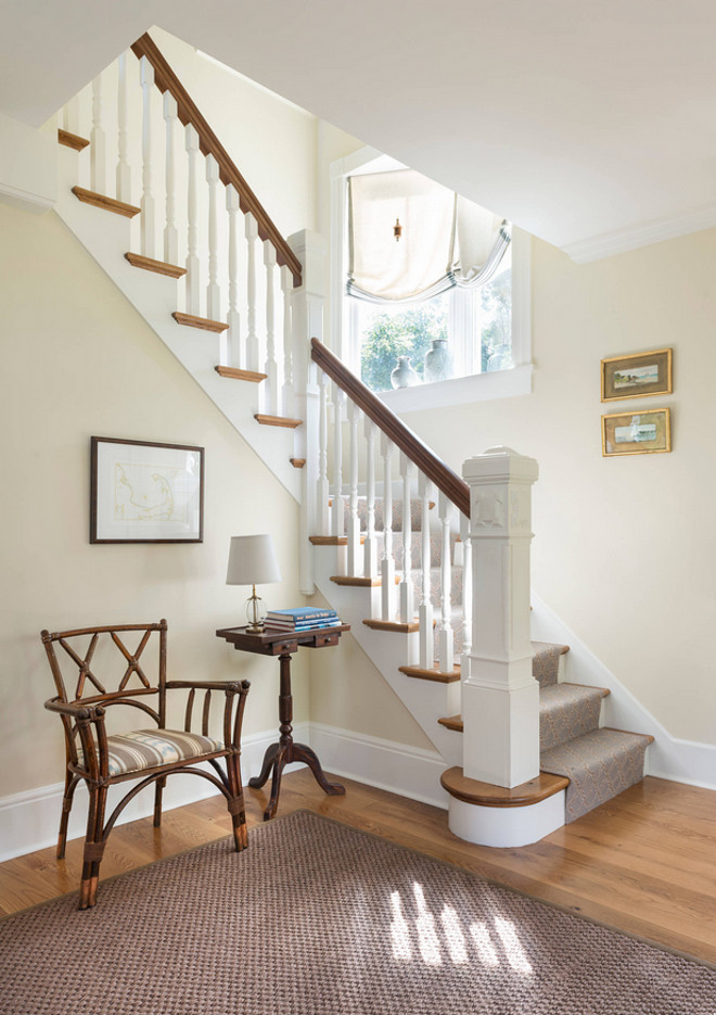 Benjamin Moore Natural Cream. Benjamin Moore Natural Cream OC-14. Benjamin Moore Natural Cream OC-14 Paint Color. Benjamin Moore Natural Cream OC-14 #BenjaminMooreNaturalCreamOC14 #BenjaminMooreNaturalCream #BenjaminMoorePaintColors 