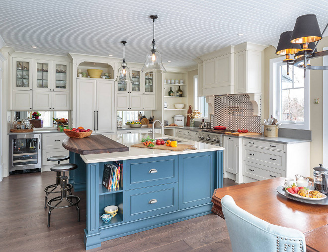 Benjamin Moore Mozart Blue Paint Color Blue island painted in Benjamin Moore Mozart Blue #BenjaminMooreMozartBlue #KitchenBenjaminMooreMozartBlue #Blueislandpaint #Blueislandpaintcolor #BenjaminMoorepaintcolors 