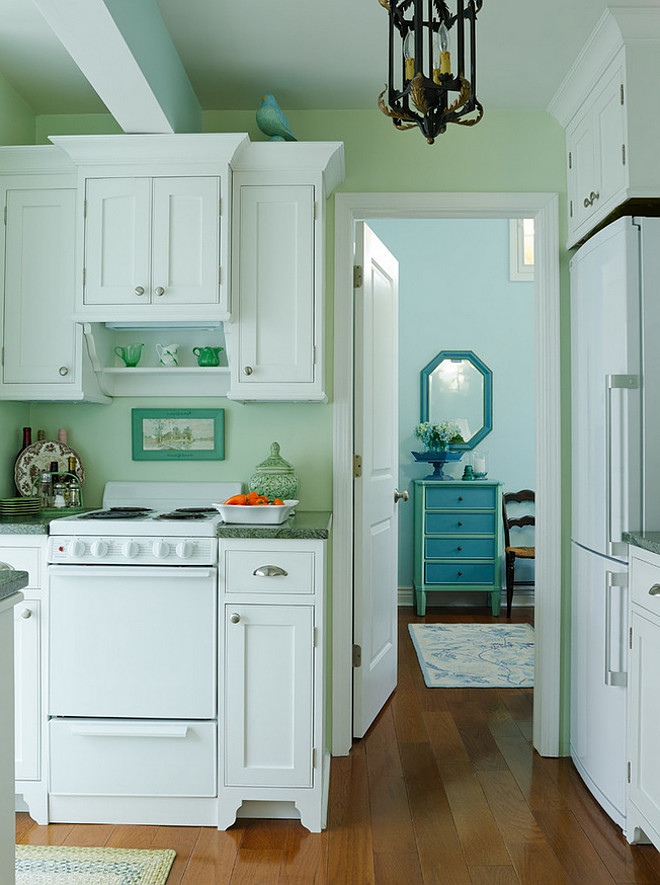 Sherwin Williams Gratifying Green SW6435. Sherwin Williams Gratifying Green SW6435 Paint Color. Sherwin Williams Gratifying Green SW6435 #SherwinWilliamsGratifyingGreenSW6435 #SherwinWilliamsGratifyingGreen #SherwinWilliamsPaintColors #SherwinWilliamsGreenPaintColor