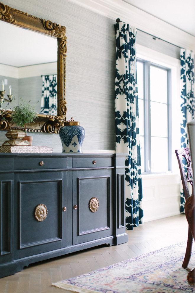 Dining Room. Blue and white dining room. Blue sideboard. Dining room with navu blue sideboard and blue and white draperies. #blueandwhite #bluesideboard #sideboard #blueandwhitediningroom #diningroom Kate Marker Interiors