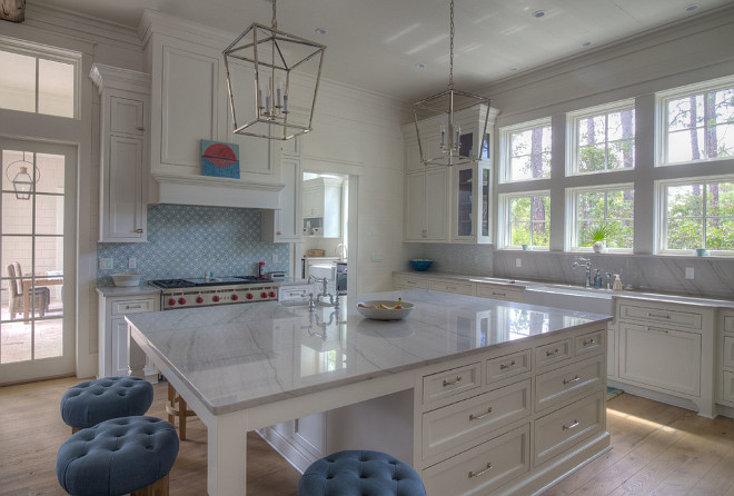 White kitchen with blue backsplash tile. White kitchen with blue backsplash. White kitchen with blue backsplash tile ideas. White kitchen with blue tile backsplash. White kitchen with blue tile backsplash #Whitekitchenbluebacksplash #Whitekitchenbluebacksplashtile