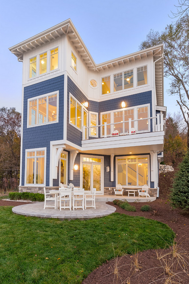 Benjamin Moore Kensington Blue. Benjamin Moore Kensington Blue Exterior Paint Color. Blue exterior paint color Benjamin Moore Kensington Blue #Blueexteriorpaintcolor #BlueExterior #BenjaminMooreKensingtonBlue