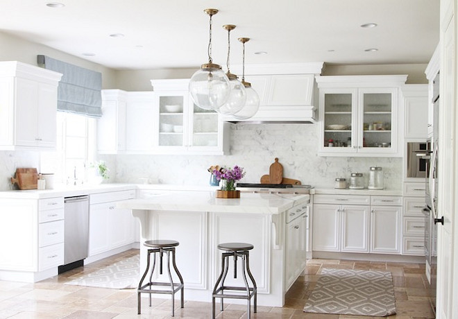 Kitchen Reno. Transform a Tuscan Kitchen into a Bright White Kitchen. How to Transform a Tuscan Kitchen into a Bright White Kitchen #Kitchen #Kitchenreno #Reno Becki Owens