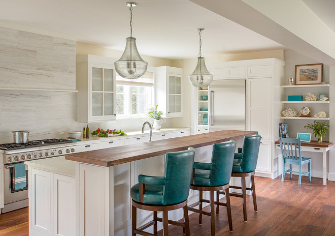 Neutral Kitchen with creamy white cabinets and light neutral wall paint color. Neutral kitchen ideas. Neutral kitchen paint color. Neutral kitchen wall paint color. Neutral kitchen cabinet. Neutral kitchen creamy white cabinet. #Neutralkitchen Martha's Vineyard Interior Design