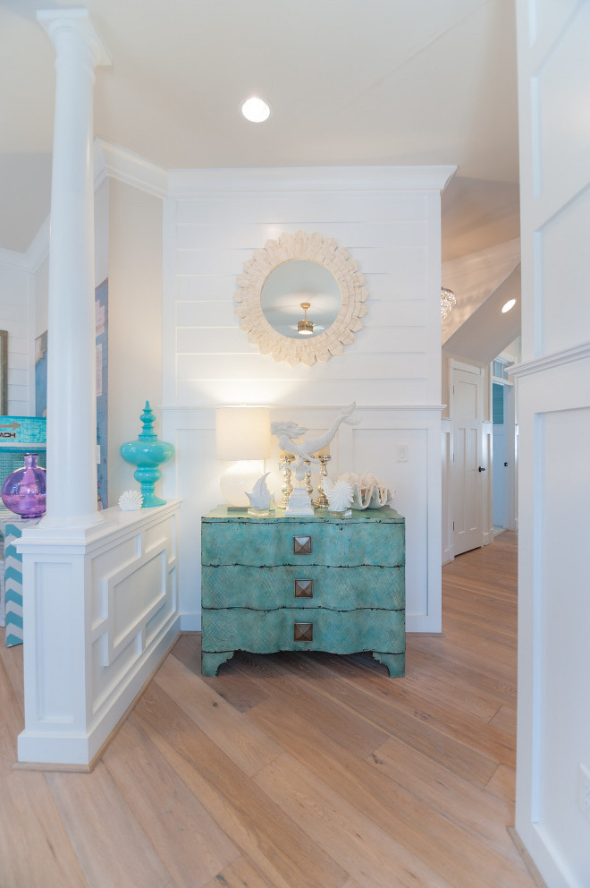 Coastal foyer ideas and photos. Coastal foyer ideas and photos. Coastal home foyer ideas and photos. Coastal interiors. #Coastalfoyer #Coastalfoyerideas #Coastalfoyerphotos